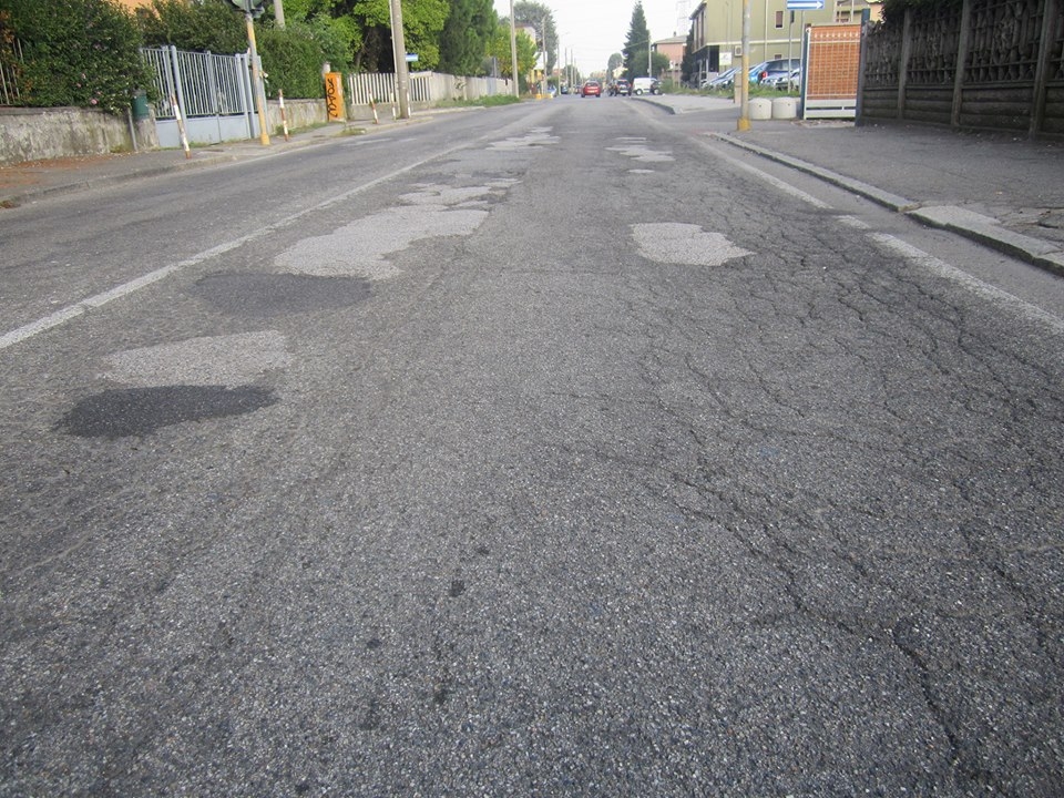 Si rifà il manto stradale del Quartiere Sud