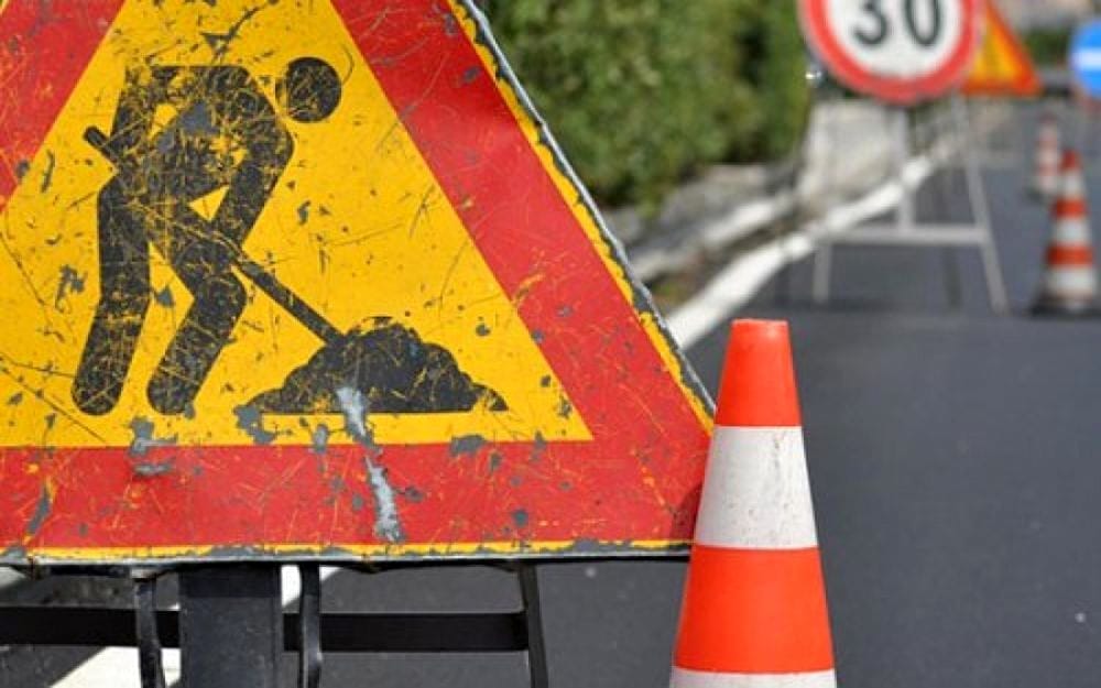 Sp 32: senso unico alternato, nel tratto di Giussano, per interventi di messa in sicurezza del verde