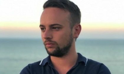 Un podcast d’inchiesta sulla morte di Simone Mattarelli