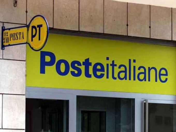 Si introduce all’alba nell’ufficio postale: ladro arrestato dai Carabinieri