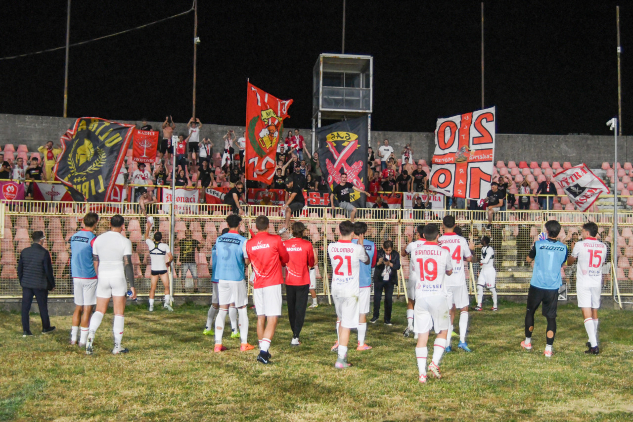 Con le “perle” di Hernani e Caso il Monza vince a Catanzaro: la Serie A è sempre più vicina!