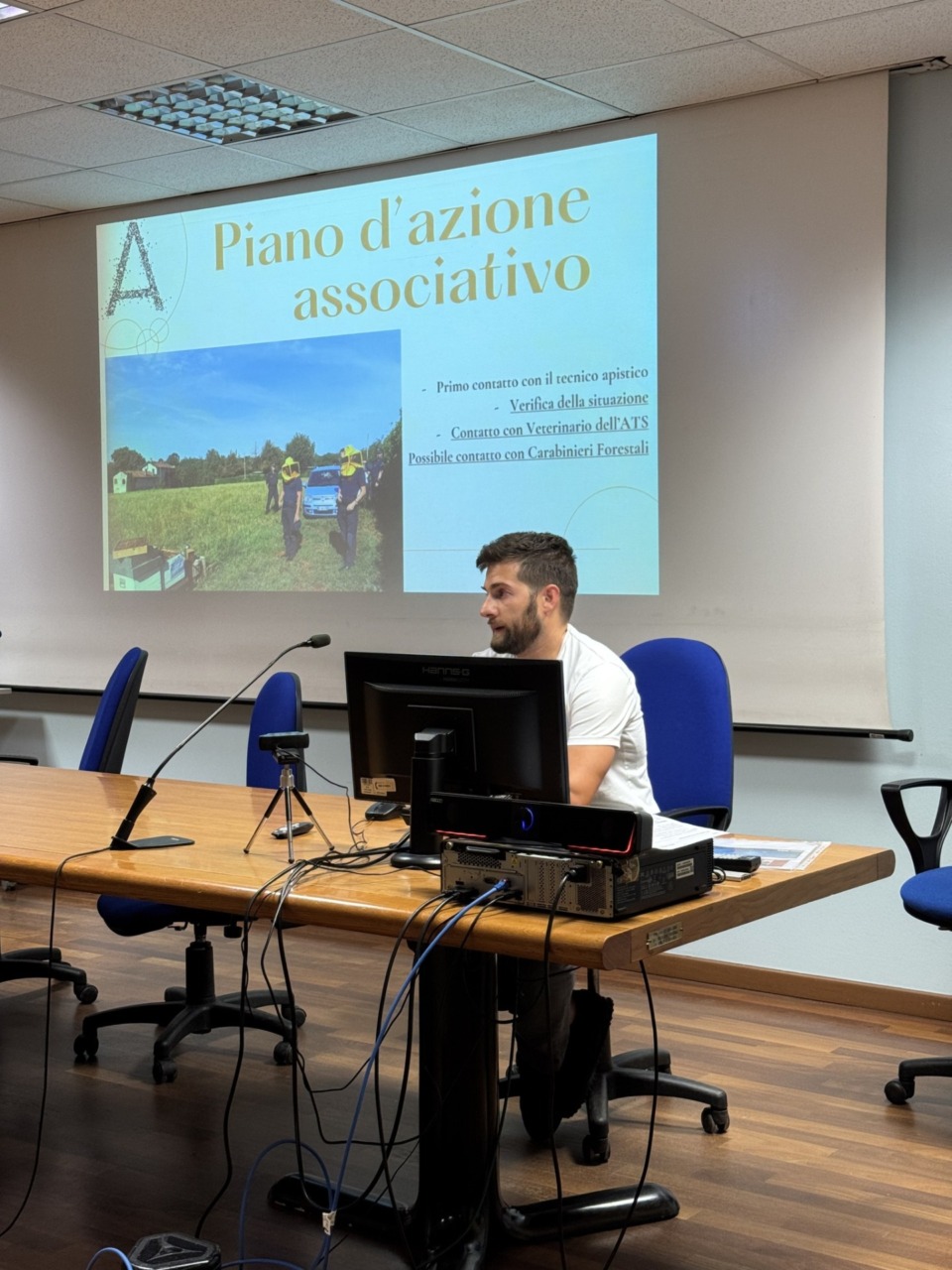 Un convegno sulla protezione delle api