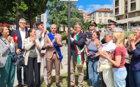 Il piazzale della stazione intitolato alle “Madri Costituenti”