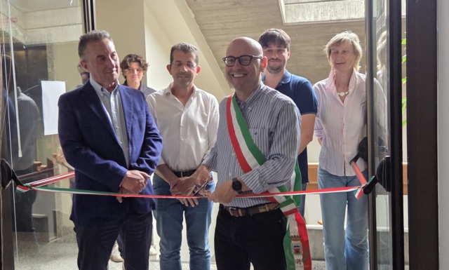 Taglio del nastro per le mansarde riqualificate del municipio